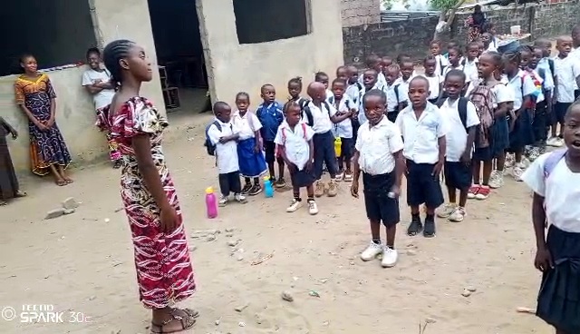 Children at Complexe Scolaire Johanna